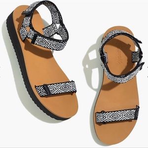 Madewell (re)sourced Maggie Sandal Size 7